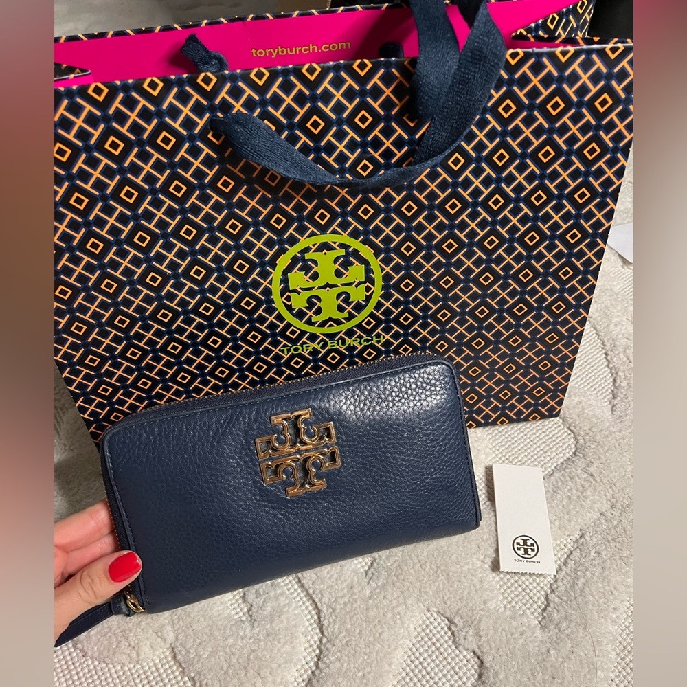 Tory Burch Wallet